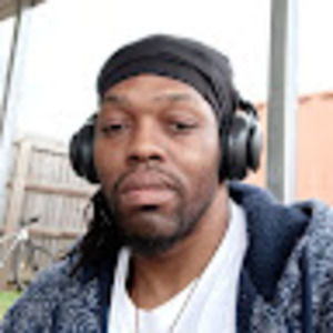 Meet your Posher, Leander